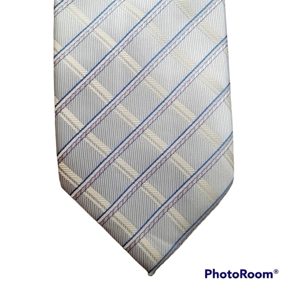 Burberry Silk Tie - Picture 3 of 9